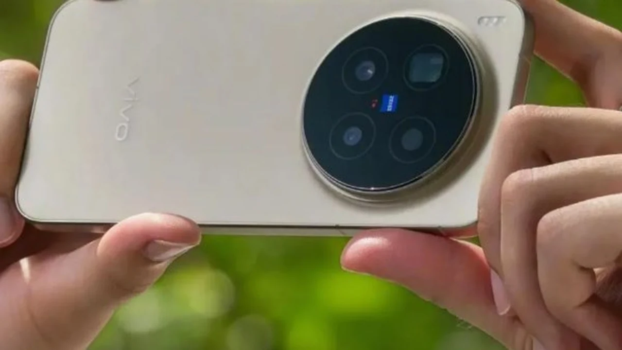 أهم مواصفات هاتف Vivo X500e بتصميم جديد ومعالج قوي